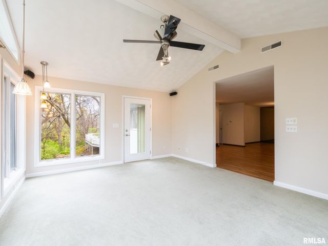 3601 W RICHWOODS Boulevard, Peoria, IL 61604