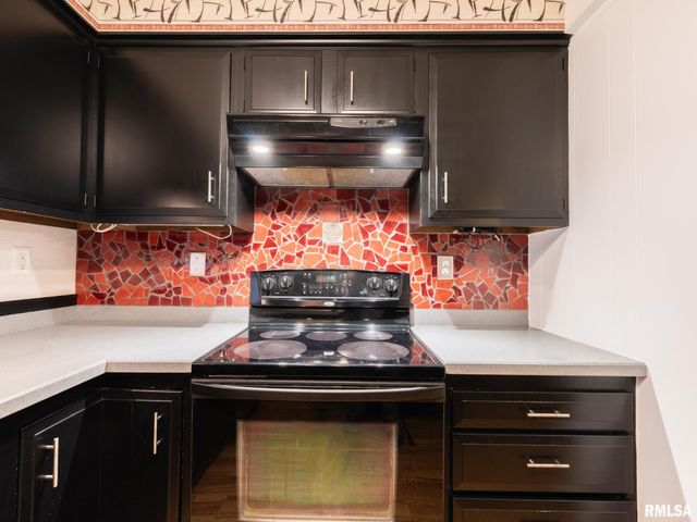 3601 W RICHWOODS Boulevard, Peoria, IL 61604