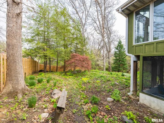 3601 W RICHWOODS Boulevard, Peoria, IL 61604