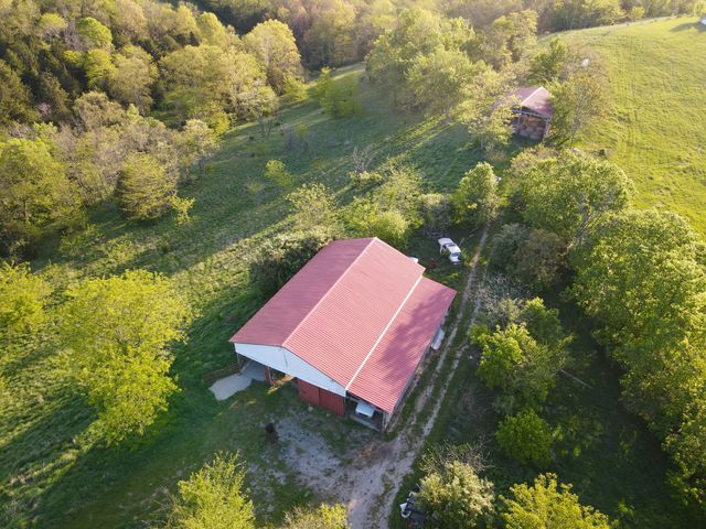 360 Day Hill Road, Foster, KY 41043