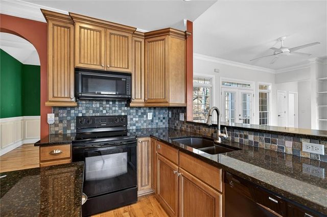 805 Lake Arrowhead Drive, Waleska, GA 30183