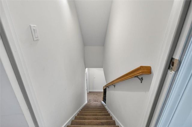 805 Lake Arrowhead Drive, Waleska, GA 30183