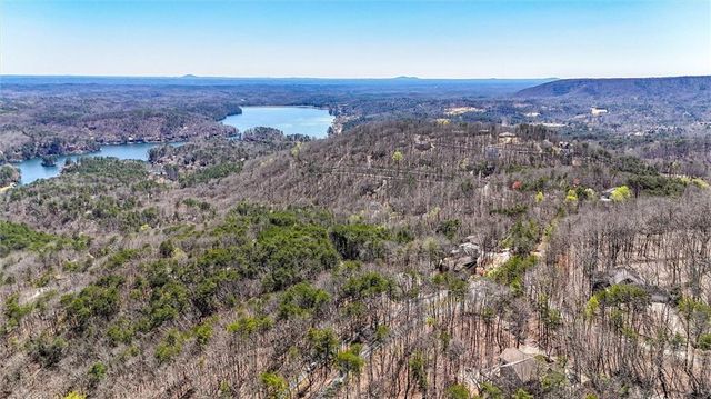 805 Lake Arrowhead Drive, Waleska, GA 30183