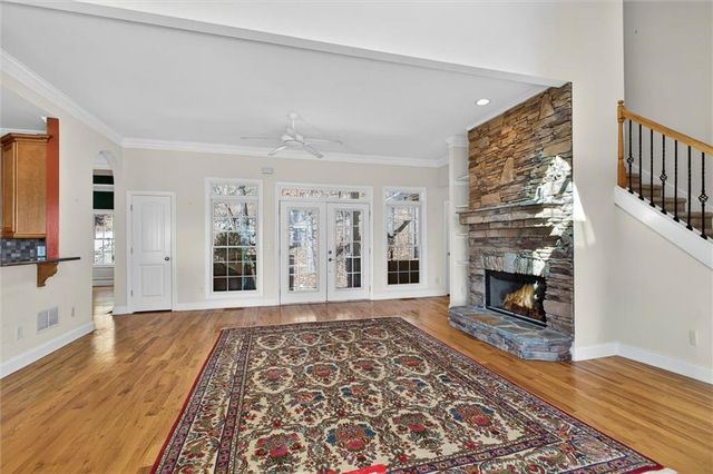 805 Lake Arrowhead Drive, Waleska, GA 30183