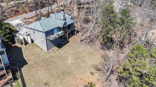 805 Lake Arrowhead Drive, Waleska, GA 30183