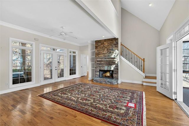 805 Lake Arrowhead Drive, Waleska, GA 30183