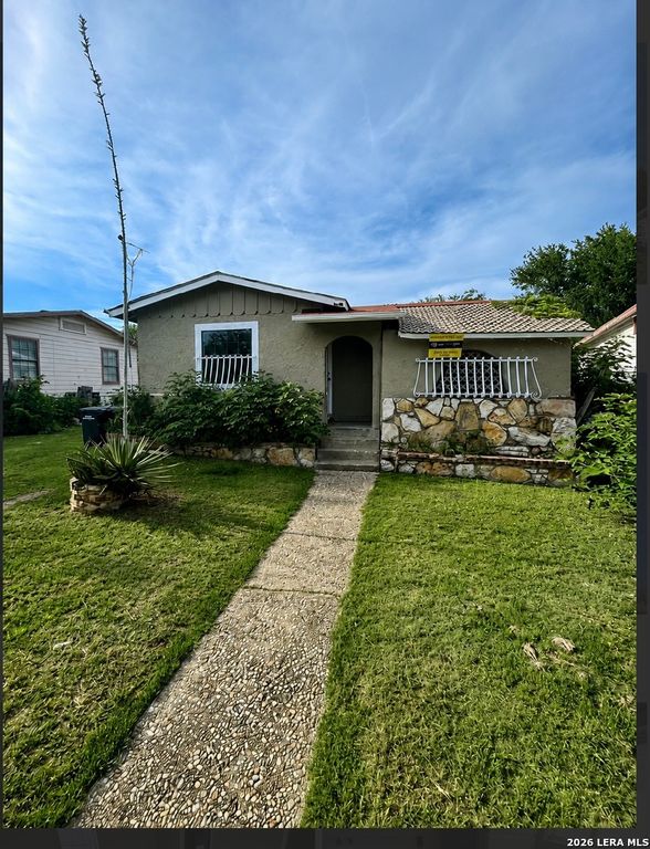 627 BEXAR DR, San Antonio, TX 78228