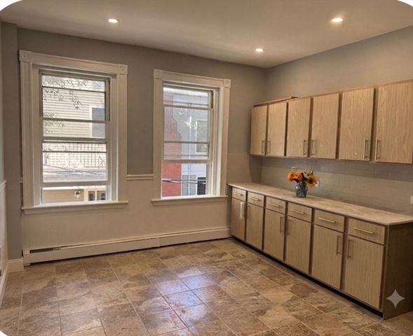 12 Kilsyth Road 3, Brookline, MA 02445