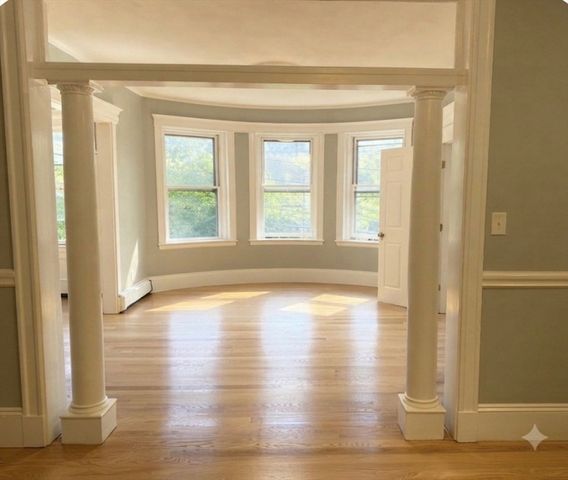 12 Kilsyth Road 3, Brookline, MA 02445