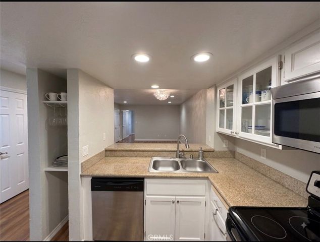 1200 Pacific Coast, Huntington Beach, CA 92648