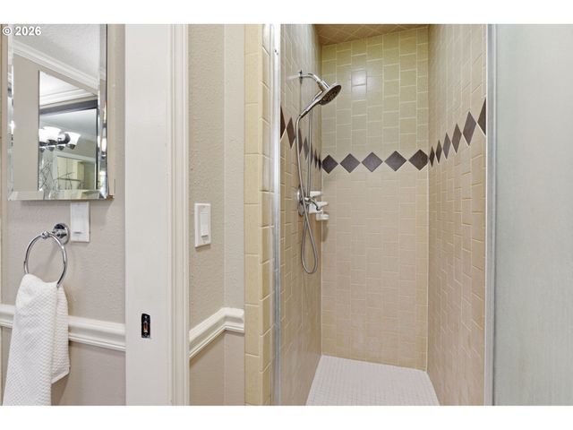 19363 Se DEBORA Dr, Damascus, OR 97089