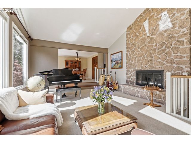 19363 Se DEBORA Dr, Damascus, OR 97089