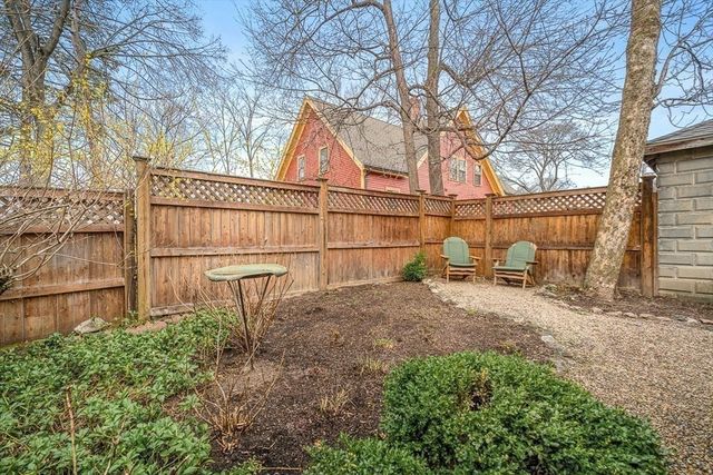 31 Mystic Ave 31, Winchester, MA 01890