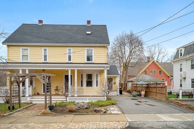 31 Mystic Ave 31, Winchester, MA 01890