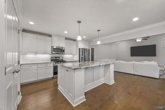 225 Dustin Lane NW, Madison, AL 35757