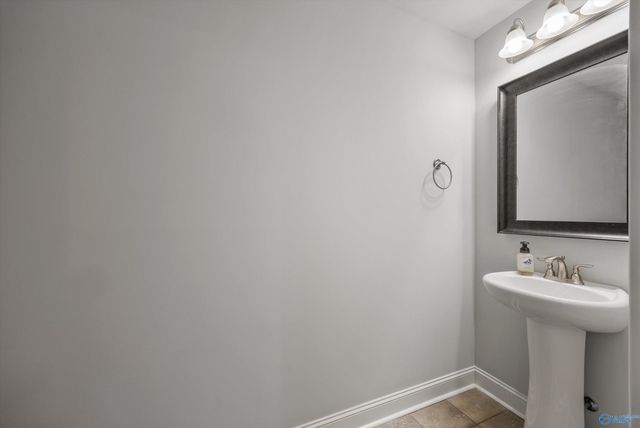 225 Dustin Lane NW, Madison, AL 35757