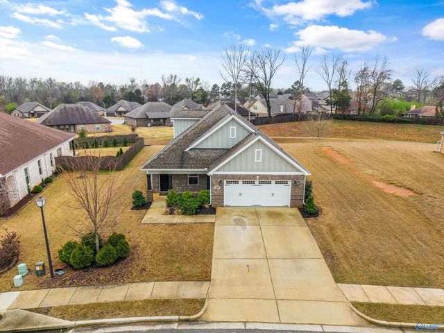 225 Dustin Lane NW, Madison, AL 35757