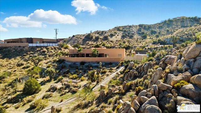 5935 Buena Suerte Road, Yucca Valley, CA 92284
