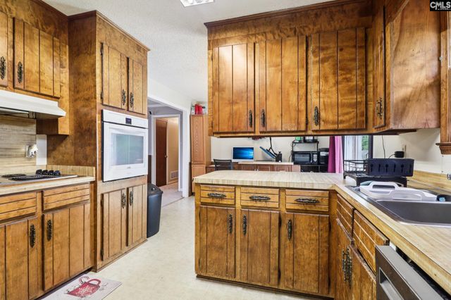 604 Cedar Field Lane, West Columbia, SC 29170