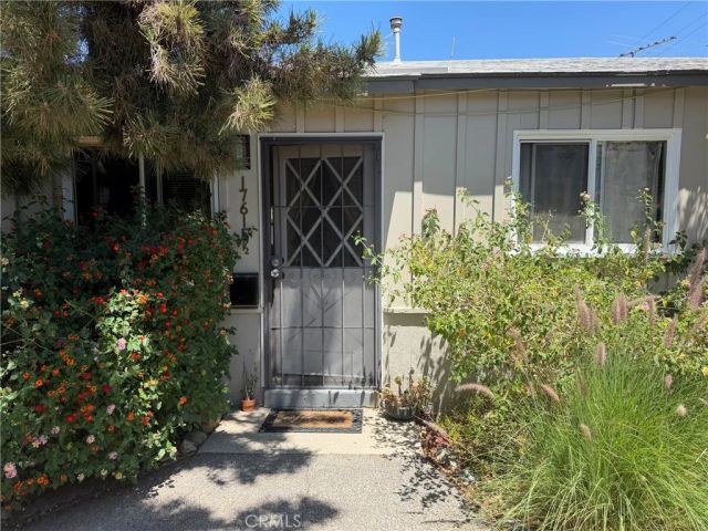 17615 Kingsbury, Granada Hills, CA 91344