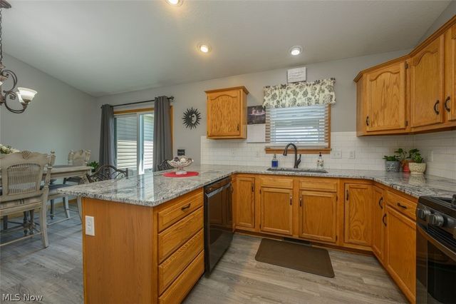 312 Apple Ridge Drive, Apple Creek, OH 44606
