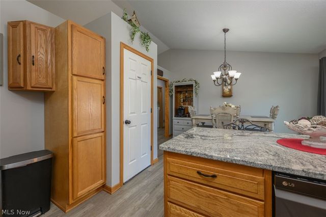 312 Apple Ridge Drive, Apple Creek, OH 44606