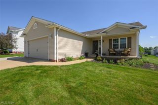 312 Apple Ridge Drive, Apple Creek, OH 44606