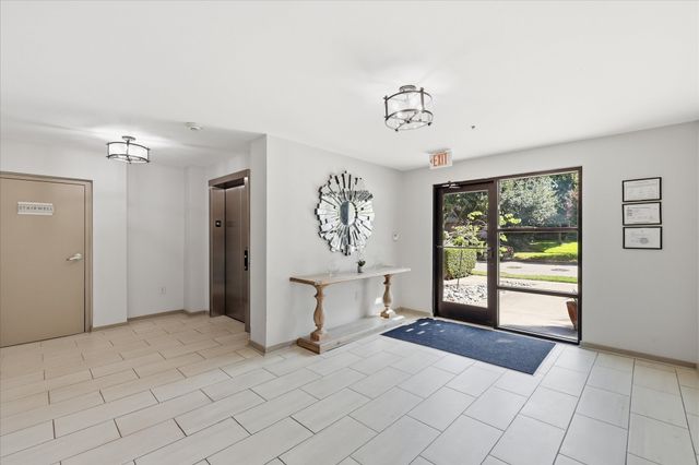 4107 Bowser Avenue 110, Dallas, TX 75219