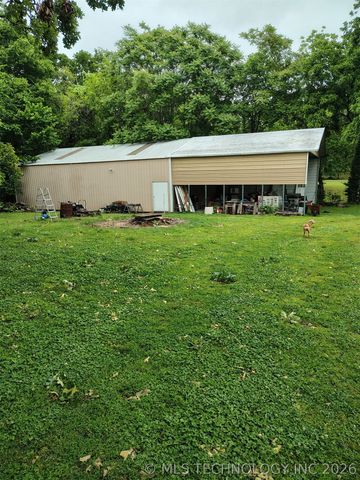 24901 S 611 Road, Grove, OK 74344