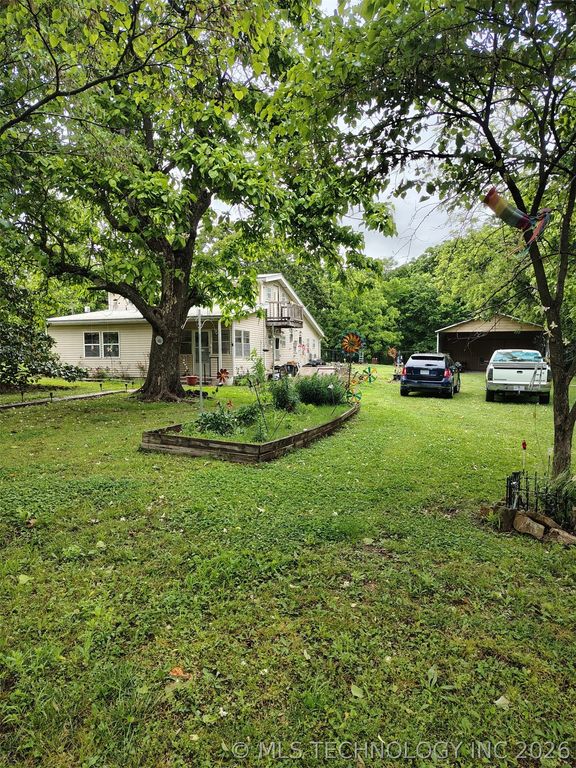 24901 S 611 Road, Grove, OK 74344