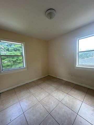 1087 NW 51st St 1089, Miami, FL 33127