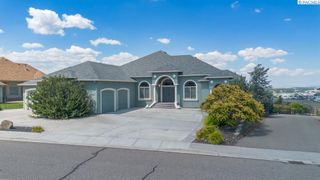 464 Sundance Drive, Richland, WA 99352