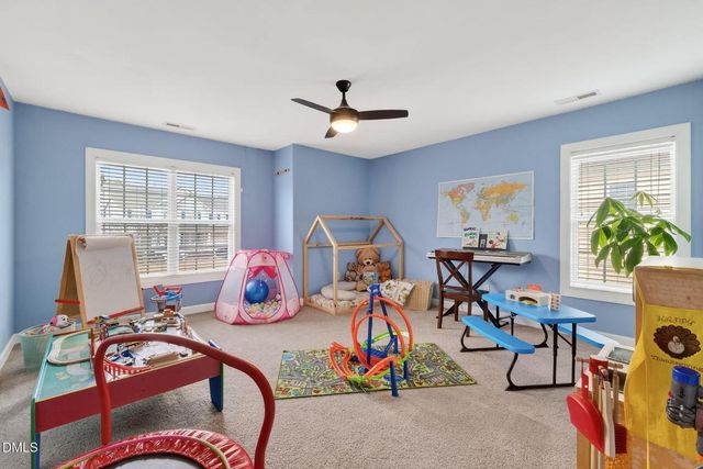 610 Toledo Court, Rolesville, NC 27571