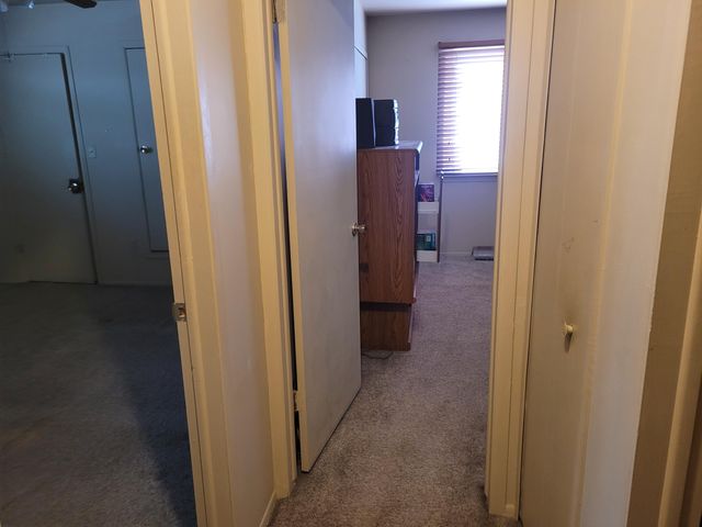 41276 N Woodbury Green Drive, Van Buren Twp, MI 48111