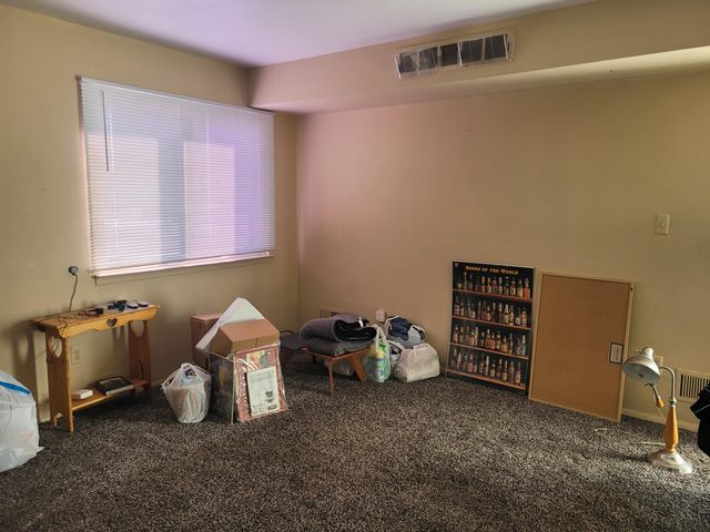 41276 N Woodbury Green Drive, Van Buren Twp, MI 48111