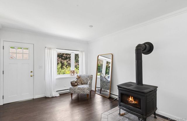 15 Indian Hill Road, East Hampton, NY 11937