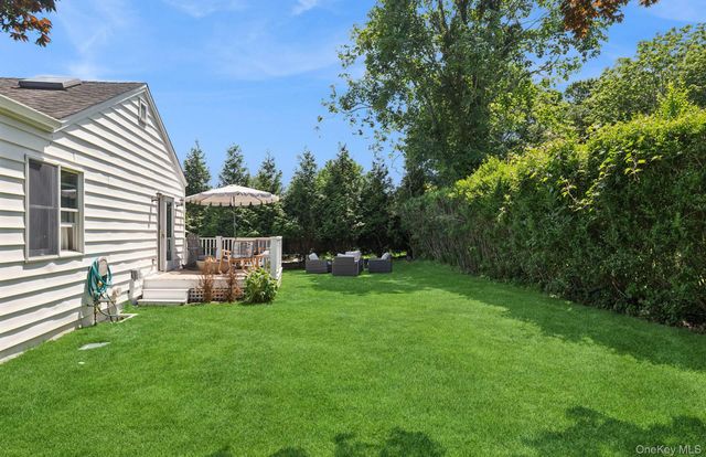 15 Indian Hill Road, East Hampton, NY 11937