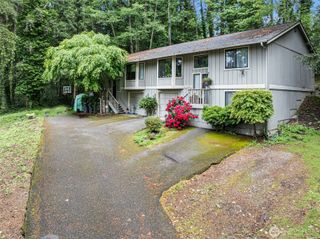 6222 54th Avenue Ct W, University Place, WA 98467