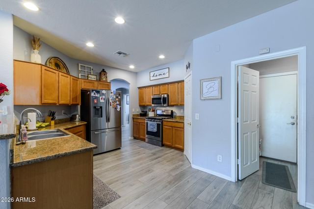 4521 W MOSS SPRINGS Road, Anthem, AZ 85086