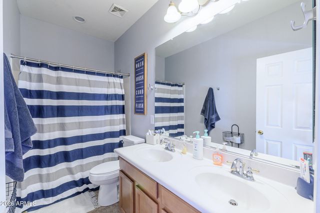 4521 W MOSS SPRINGS Road, Anthem, AZ 85086