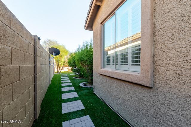 4521 W MOSS SPRINGS Road, Anthem, AZ 85086
