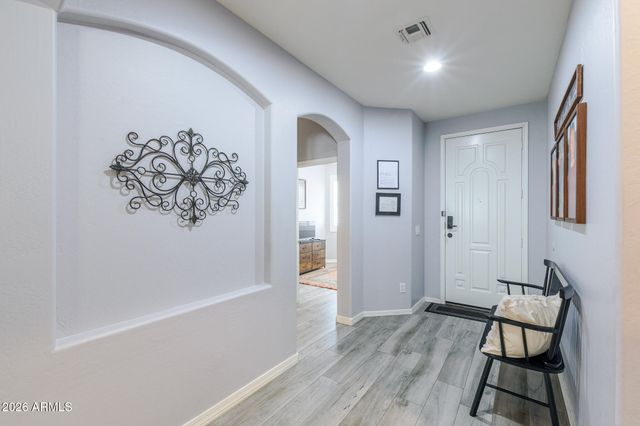 4521 W MOSS SPRINGS Road, Anthem, AZ 85086