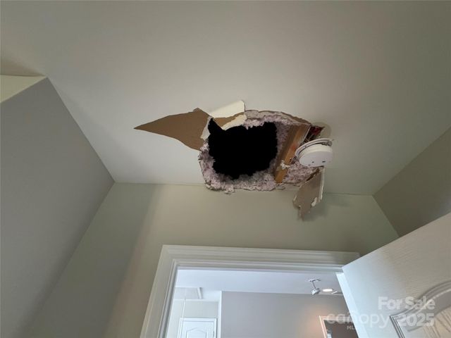 7108 Kinley Commons Lane, Charlotte, NC 28278