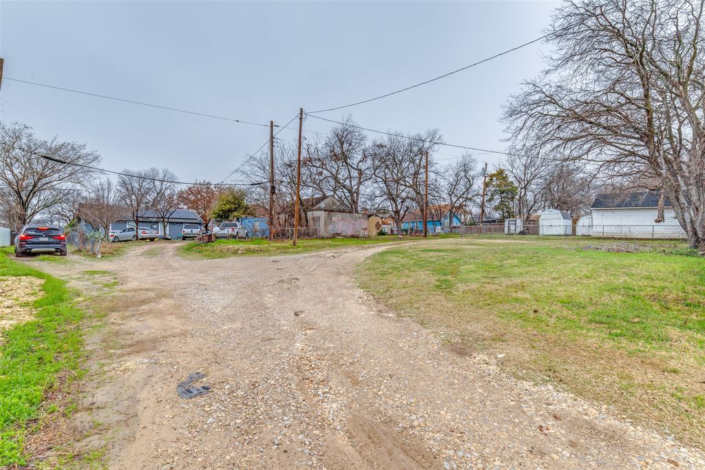 1025 S Oak Cliff Boulevard, Dallas, TX 75208