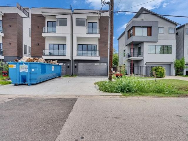 2807 Delano Street, Houston, TX 77004