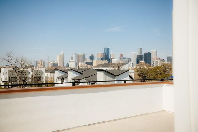 2807 Delano Street, Houston, TX 77004
