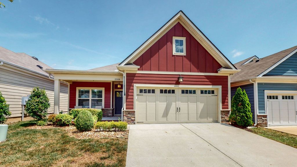 2508 Hanover Dr, Columbia, TN 38401