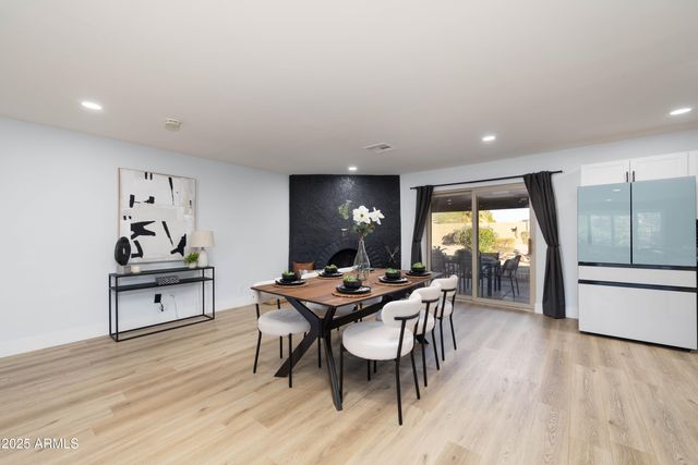 5728 E SHARON Drive, Scottsdale, AZ 85254