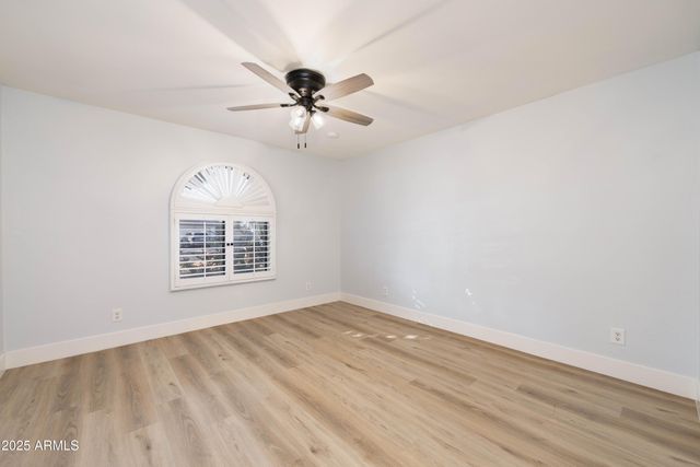 5728 E SHARON Drive, Scottsdale, AZ 85254