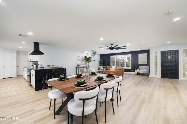 5728 E SHARON Drive, Scottsdale, AZ 85254